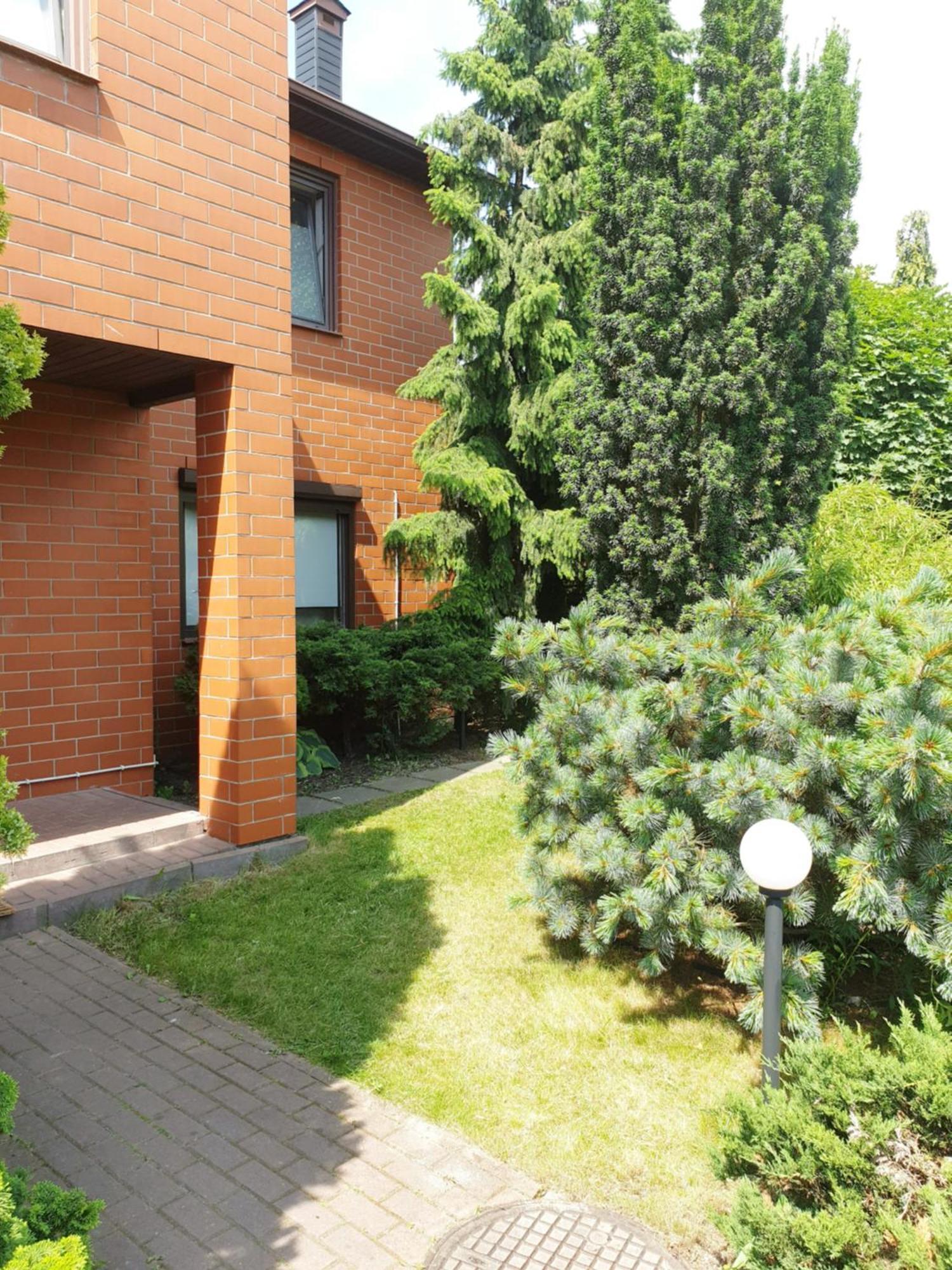 Ochota Forest Guest House Varşovia Exterior foto